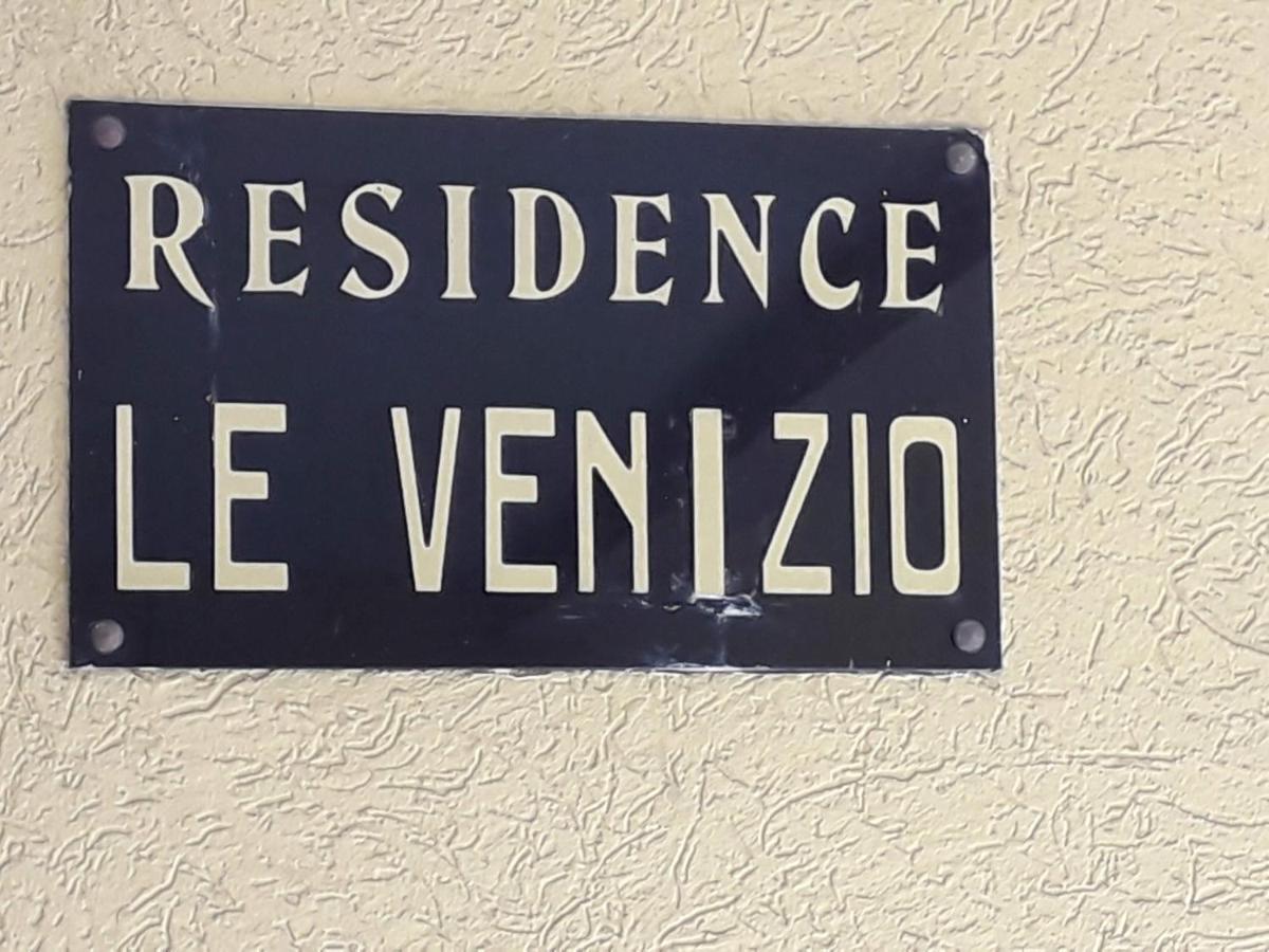 Sète Le Venizio - Classe 2 Etoiles - T2 Climatise, Avec Terrasse, Parking, Pret De Velos, 10 Minutes A Pied Gare Et Centre Ville מראה חיצוני תמונה